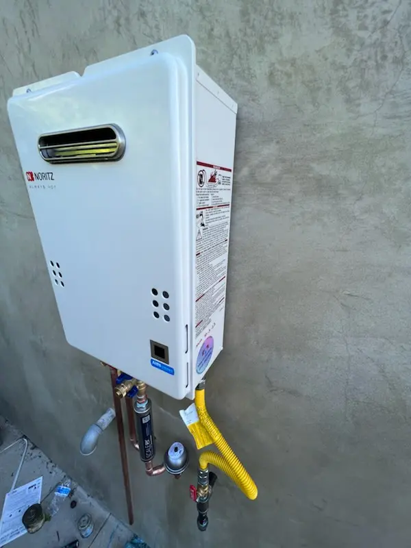 Tankless water heater installation for Woodlands homes